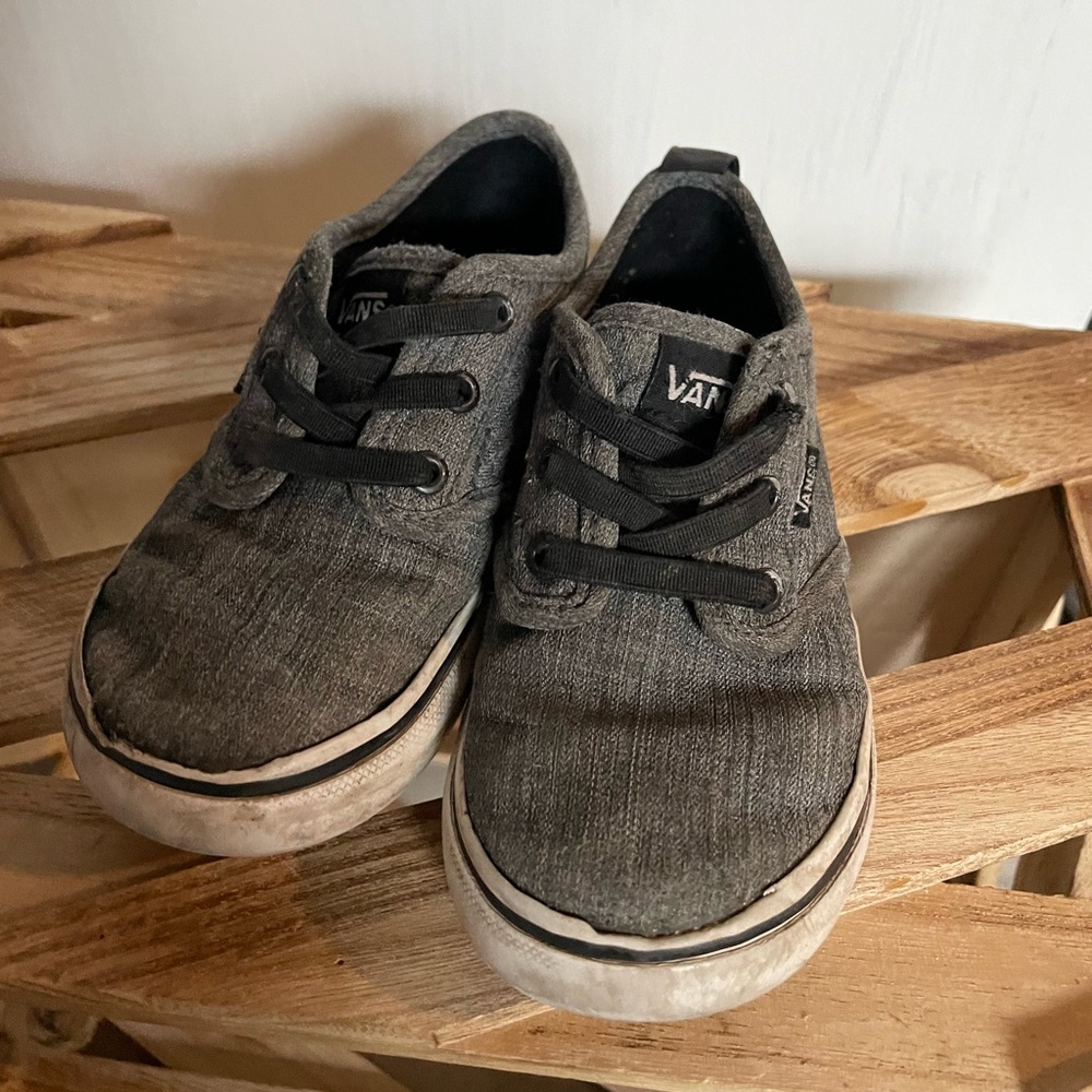 Vans stretch lace skate shoes size 8